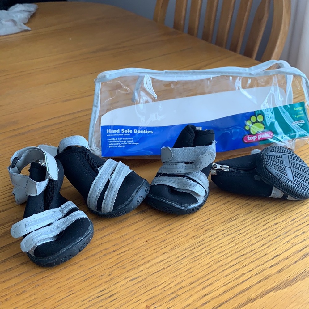 Rubber sole dog booties
